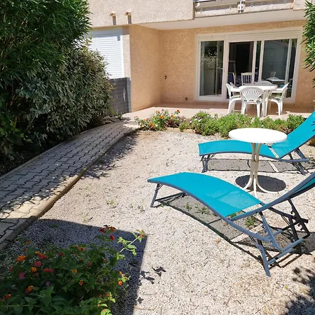 Jardins Du Nil 9 -clim-terrasse-piscine-parking. Agde
