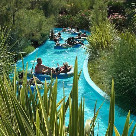 Appartement Jardins Du Nil 9 -clim-terrasse-piscine-parking. *